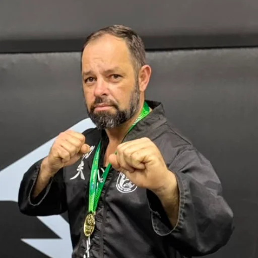 LINEU ROBERTO RIBEIRO